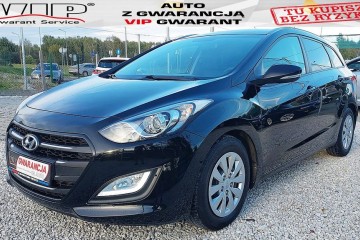 Hyundai I30 blue 1.6 CRDi Classic Navigation